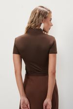 Blusa em Poliamida Manga Curta Com Gola | Simetria - Espresso