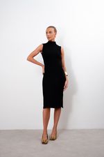 Vestido Gola alta em Malha Canelada I Sol - Preto