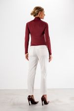 Blusa em Poliamida Manga Longa Com Gola | Linha - Merlot