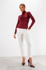 Blusa em Poliamida Manga Longa Com Gola | Linha - Merlot