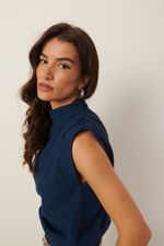 Blusa Gola Alta | Bloom - Marinho