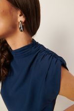 Blusa Gola Alta | Bloom - Marinho