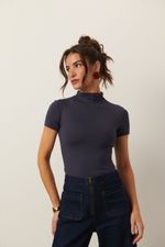 Blusa em Poliamida Manga Curta Com Gola | Simetria - Marinho