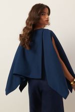 Blusa Ampla Assimétrica | Free - Marinho
