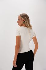 Blusa em Poliamida Manga Curta | Angra - Chantilly