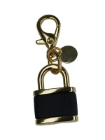 Micro Charm Cadeado Preto Ouro