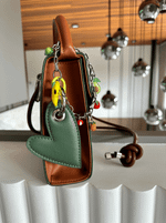 Charm Coração Verde Prata