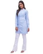 Jaleco Slim Charm Color Azul Claro Com Viés Branco