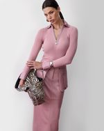 Blusa Tricot Canelada com Detalhes em Couro Rosa