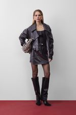Jaqueta de Couro Oversized Chumbo Vinil