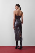 Vestido Midi Ombros a Mostra de Couro Chumbo Vinil