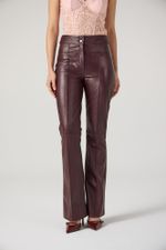 Calça de Couro Flare Vinho