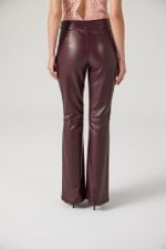 Calça de Couro Flare Vinho