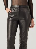 Calça Alfaiataria de Couro Preto