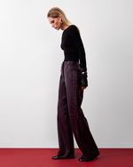 Calça de Couro com Detalhes Vinho