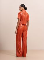 Camisa de Couro Laranja com Viés Rosa Claro