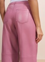 Calça de Couro Pantalona Rosa