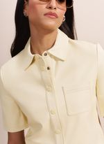 Camisa de Couro Cropped Amarelo