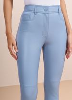 Calça de Couro Skinny com Helanca Azul Clara