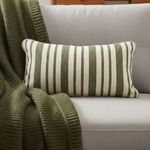 Almofada Listrada Monaco Kacyumara Off White e Verde Musgo
