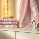 Toalha de Banho Infantil Amora Karsten 