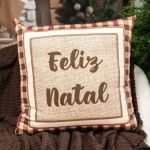 Almofada Natalina Decorativa 50x50cm Feliz Natal Xadrez