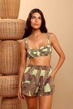 Shorts Curto Capim Dourado