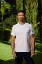 CAMISETA DE ALGODÃO COM GOLA REDONDA