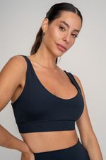 Top essence - Preto