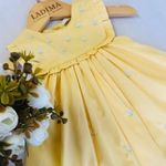 VESTIDO BEBÊ BORDADO FLORES COM CALCINHA