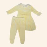 CONJUNTO BEBÊ MENINA VESTIDO TRICÔ AMARELO  LAÇO E CALÇA 