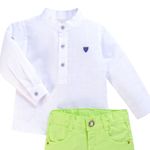CONJUNTO INFANTIL MENINO BATA BRANCA E BERMUDA  EM SARJA 