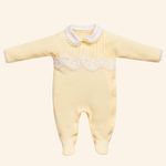 MACACÃO BEBÊ MENINA EM TRICOTIL AMARELO