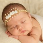 Faixa de Cabelo Bebê de Strass com Flores e Pérolas