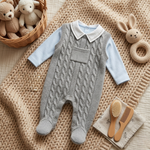 CONJUNTO BEBÊ MENINO SALOPETE EM TRICÔ E BODY MANGA LONGA