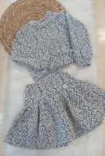 CONJUNTO INFANTIL MENINA EM TWEED BRANCO MESCLADO COM SAIA