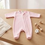 MACACÃO SOFT COM ZÍPER ROSA BEBÊ