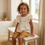 CONJUNTO INFANTIL MENINA BATA EM MALHA TEXTURIZADA E SHORTS