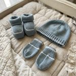 KIT GORRO LUVAS E SAPATINHO THÉO