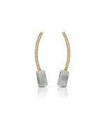 Brinco Alongado Zircônias com Pedra Natural