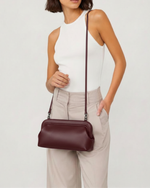 Bolsa Cora Borgonha