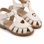 Sandália Infantil Laranjeiras Off White Fechada com Coração