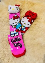 Par de Meias Hello Kitty 3D