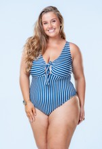 Maiô Plus Size Com Nó Entre Bustos, Listrado Marinho