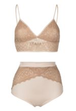 Conjunto Top e Hot Pant
