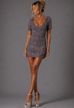 Vestido Camisete Bordado