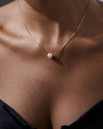 Colar Pérola Una Dourado