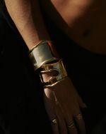Bracelete Chapa Onda Dourado