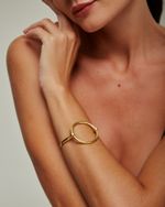 Bracelete Circulo Vazado Dourado