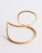 Bracelete Curva Bibi Dourado